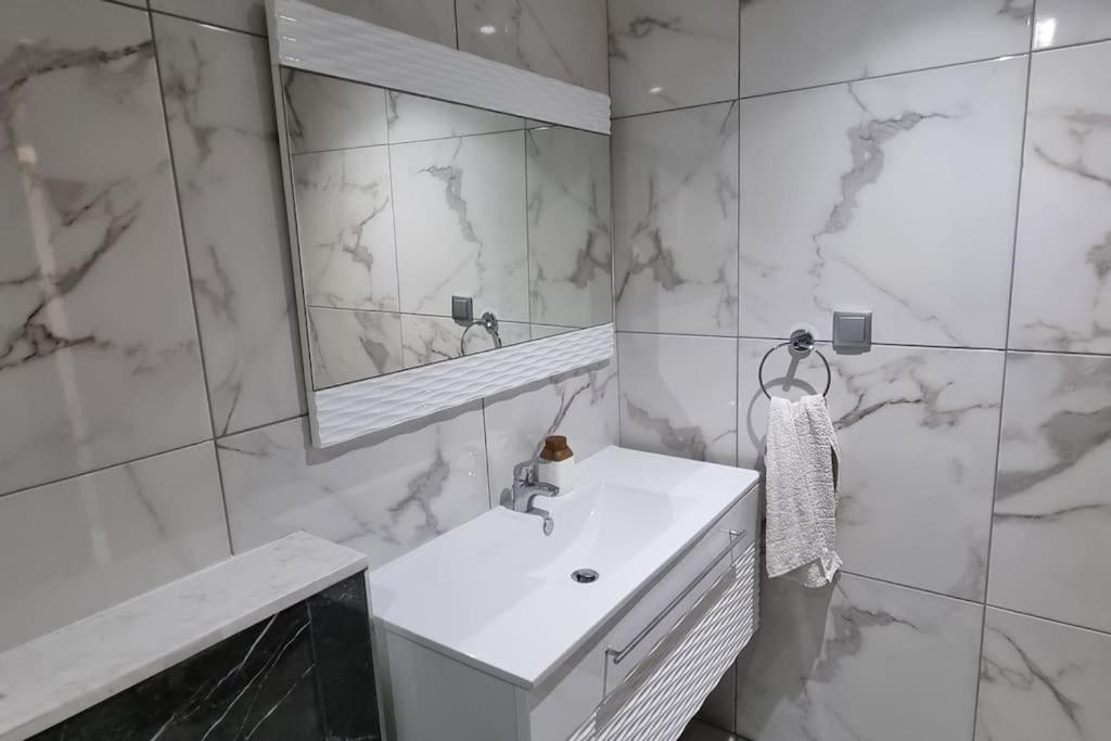 Fantastique, Luxerieux, Agreabel Appartement Monastir Luaran gambar
